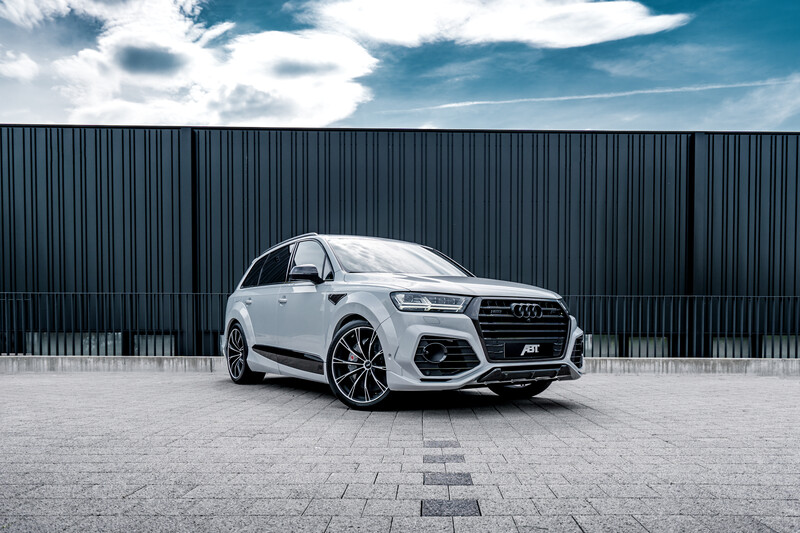 ABT_SQ7_Breitbau_GR22_silver_white-16